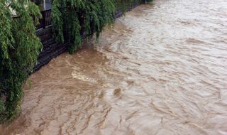 台風が来る日はどうなる？